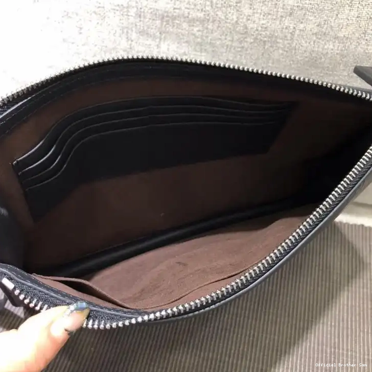 Official Brother Sam 1917M0077 Gucci Bags 0821